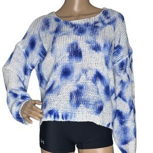 Lumiere Urban Outfitters white blue tie dye sweater NWT large